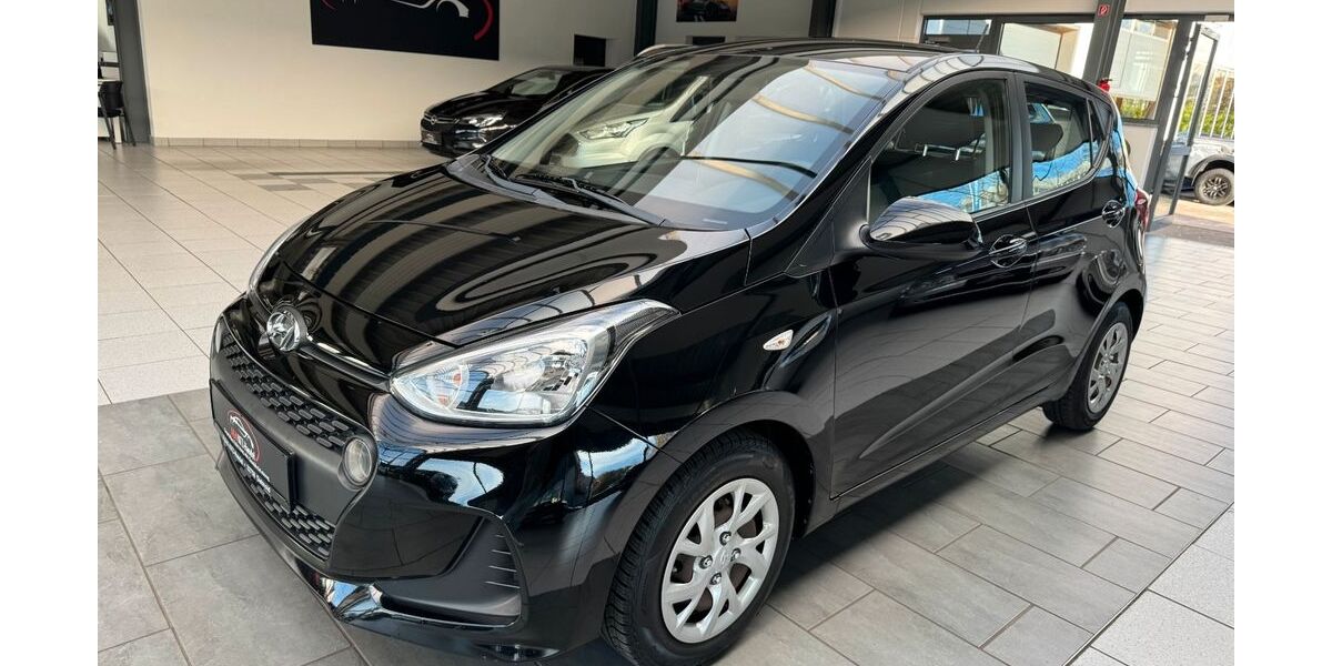 Hyundai i10 114.000 km 7.950 &euro; Detmold 32758