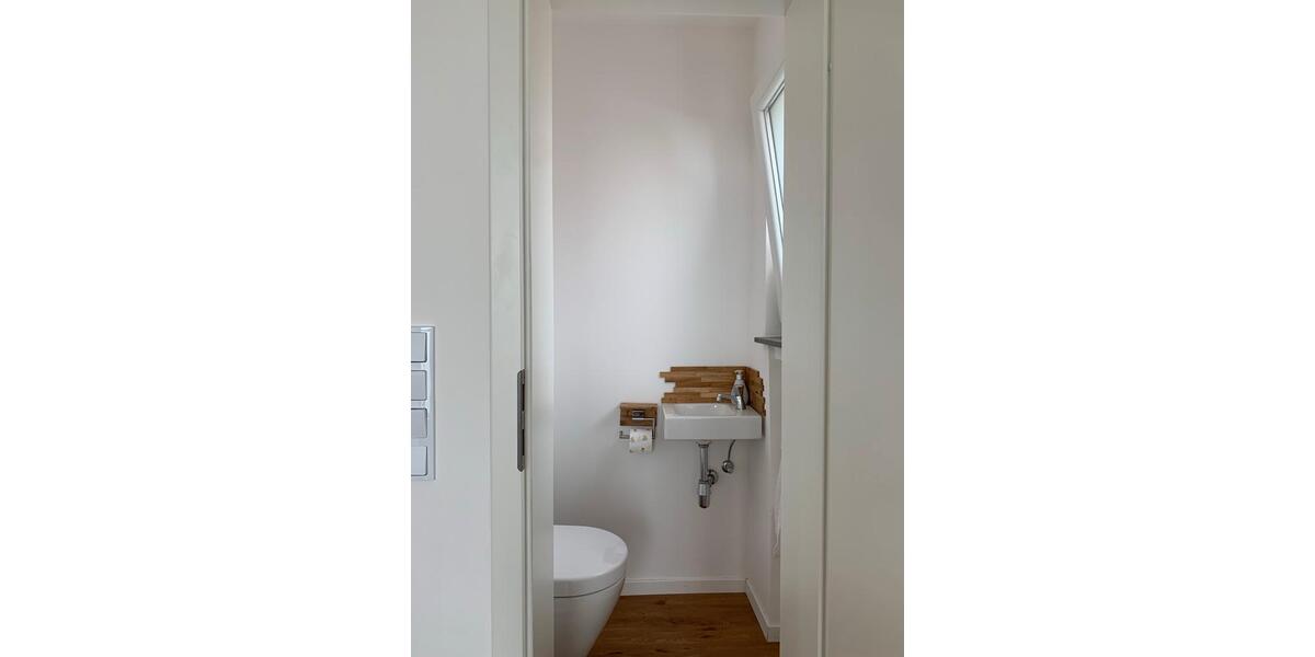 Schönes lichtdurchflutetes Einfamilienhaus zu vermieten 7 zimmer