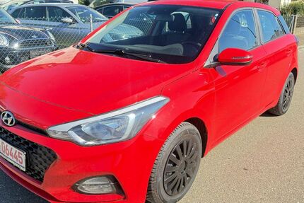 Hyundai i20 108.234 km 6.500 &euro; Mönstetten ( bei Burgau ) 89350
