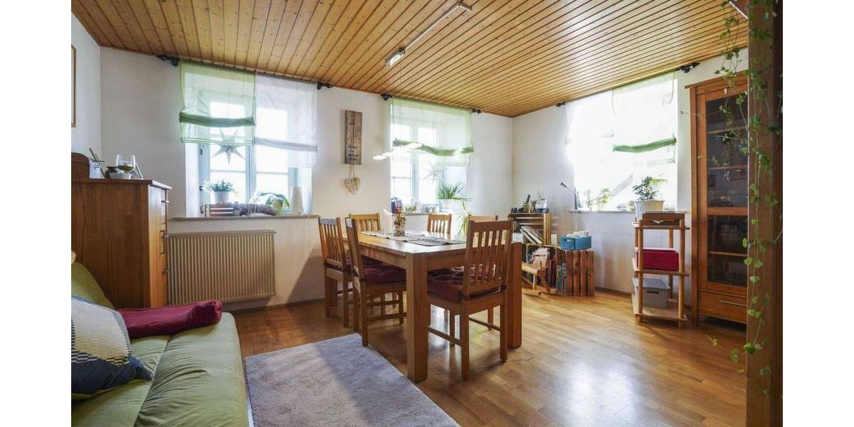 Einfamilienhaus Hohenaltheim Niederaltheim - 8 Zimmer, 192 m&sup2;, 295.000&euro; | Angebot:26424295