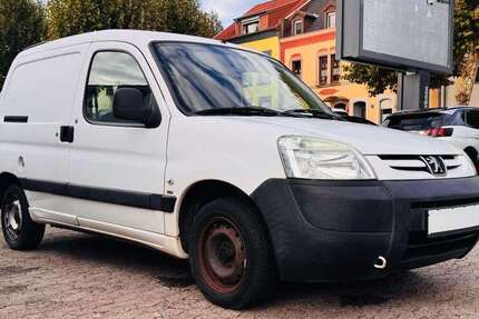 Peugeot Partner 153.000 km 2.900 € Saarbrücken 66115