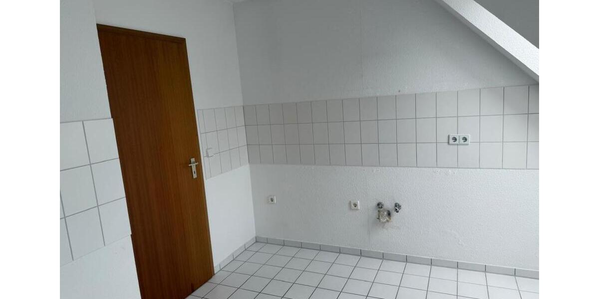 Dachgeschoßwohnung Kyritz - 3 Zimmer, 86 m&sup2;, 599&euro; | Angebot:26562005