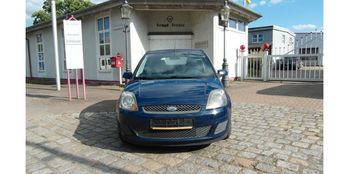 Ford Fiesta 151.698 km 1.999 &euro; Dresden 01237