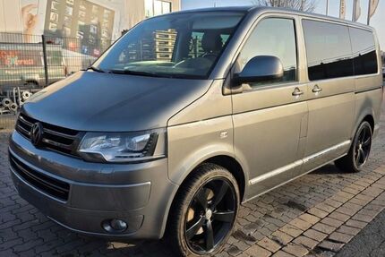 VW T5 Multivan 198.500 km 19.999 &euro; Sarstedt 31157