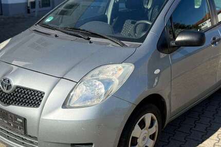 Toyota Yaris 180.040 km 2.300 € Müllheim 79379