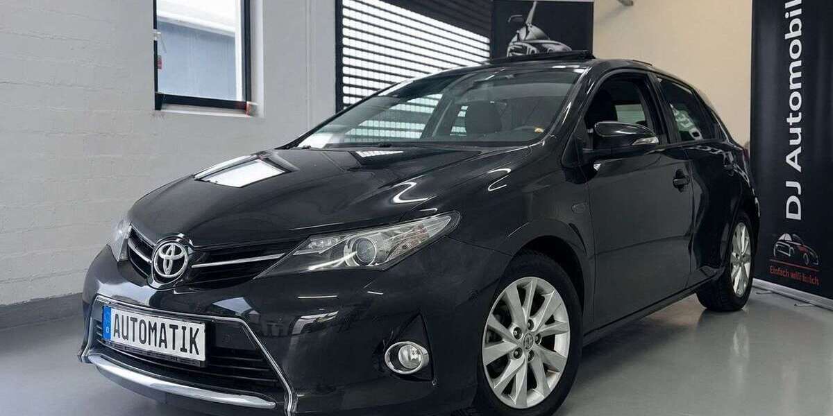 Toyota Auris 62.000 km 13.480 &euro; Burgdorf 31303