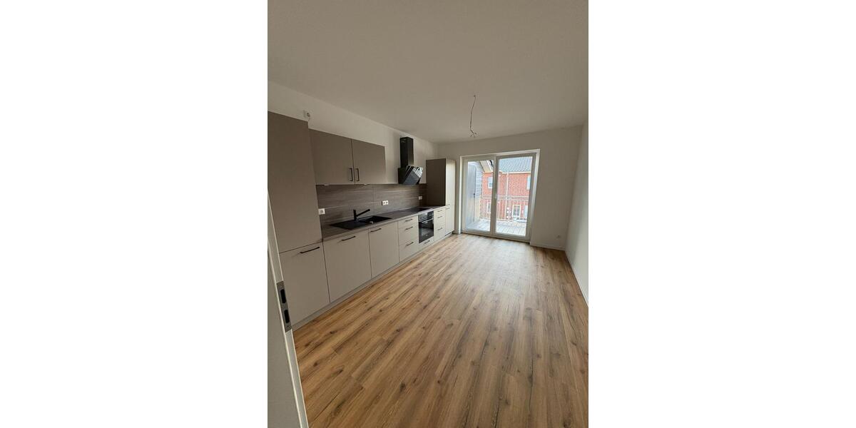 Dachgeschoßwohnung Fredenbeck - 4 Zimmer, 96 m&sup2;, 1.150&euro; | Angebot:25299226