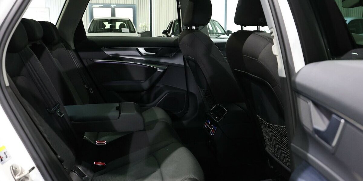 Audi A6 Avant 35 TDI BUSINESS WHITE / PANORAMA,VC,LED 107.000 km 26.555 &euro; Hamm 59077
