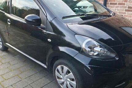 Toyota Aygo (X) 74.500 km 4.600 &euro; Gütersloh 33332