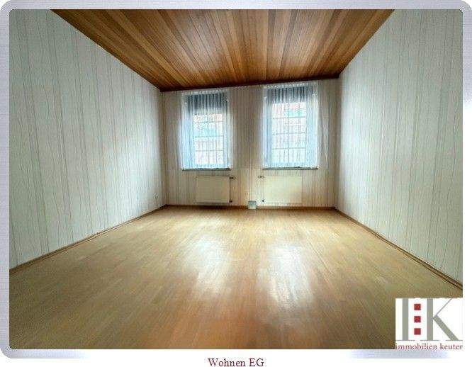 Reihenmittelhaus Neuss Furth-Süd - 7 Zimmer, 158 m&sup2;, 380.000&euro; | Angebot:24637098