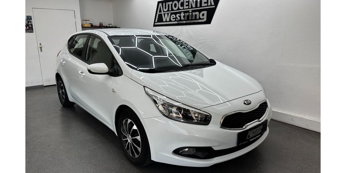Kia ceed / Ceed 122.000 km 5.990 &euro; Gütersloh 33334