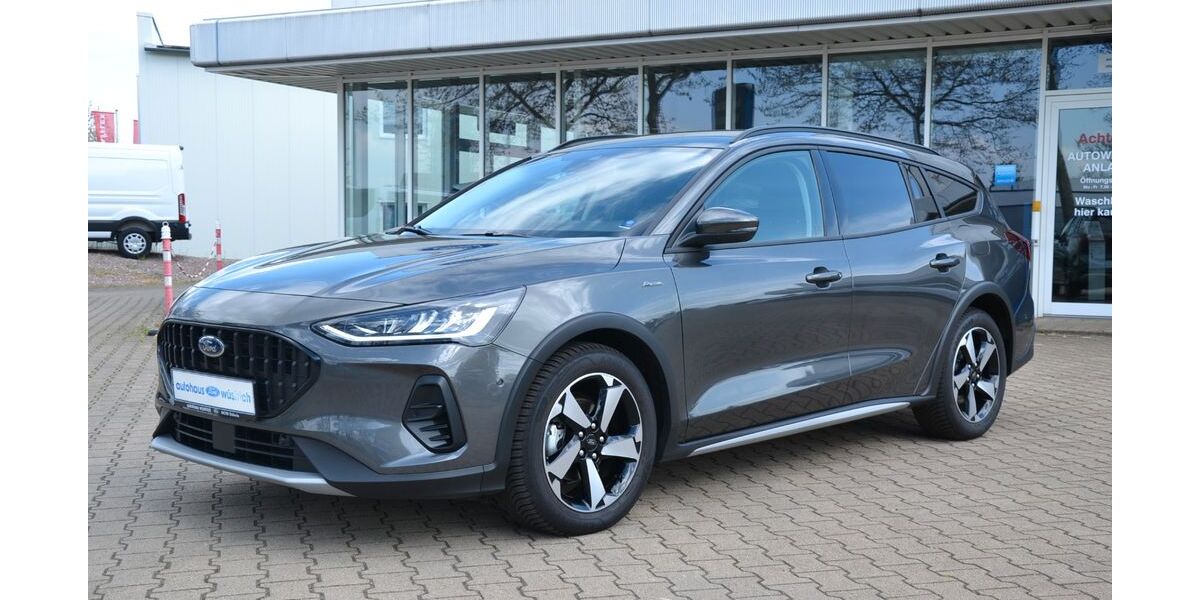 Ford Focus 15.300 km 23.870 &euro; Döbeln 04720