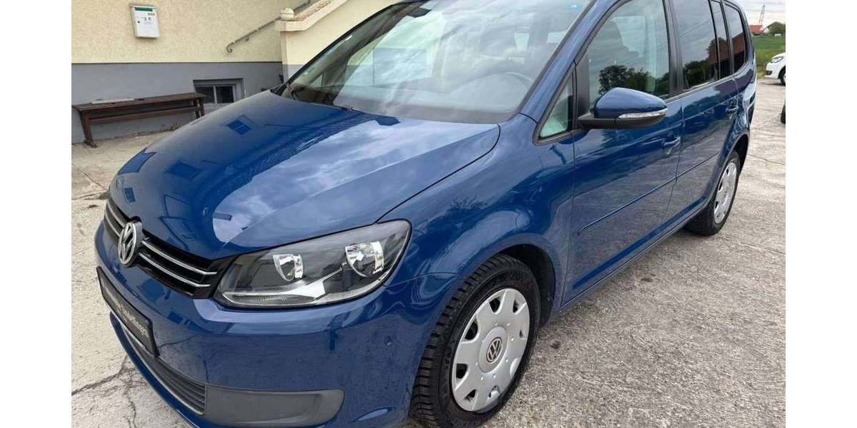 VW Touran 130.000 km 9.250 € Sindelfingen/Stuttgart 71069