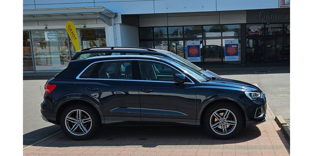 Audi Q3 70.000 km 22.995 &euro; Leupoldsgrün 95191