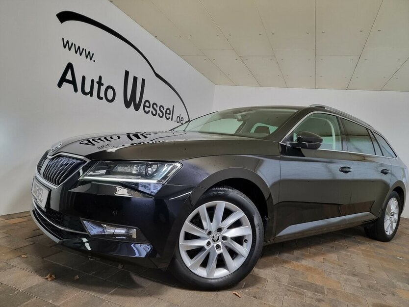 Superb Style Bi-Xenon AHK ACC SHZ Navi Tempomat