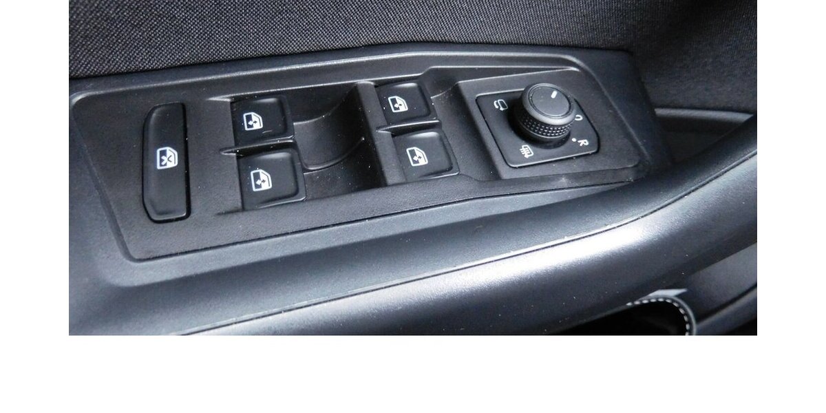 VW T-Roc 1.0 Life TSI BMT Navi Klima Alu 19.600 km 18.990 &euro; Vordorf 38533