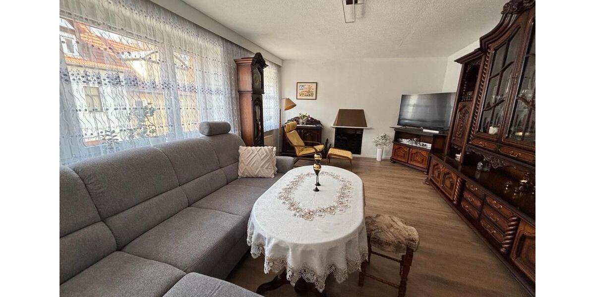 Reihenhaus Freyburg (Unstrut) - 6 Zimmer, 200 m&sup2;, 300.000&euro; | Angebot:25569680