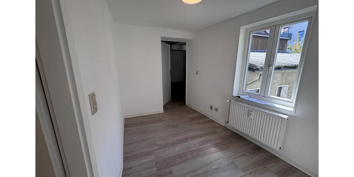 Etagenwohnung Blankenburg (Harz) - 2.5 Zimmer, 52 m&sup2;, 338&euro; | Angebot:26348029