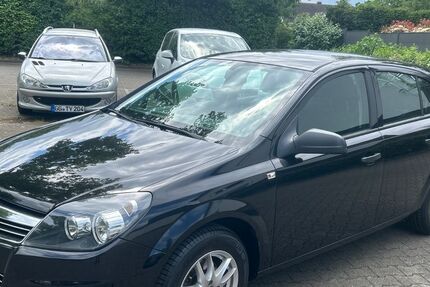 Opel Astra 132.000 km 3.880 &euro; Rüsselsheim 65428
