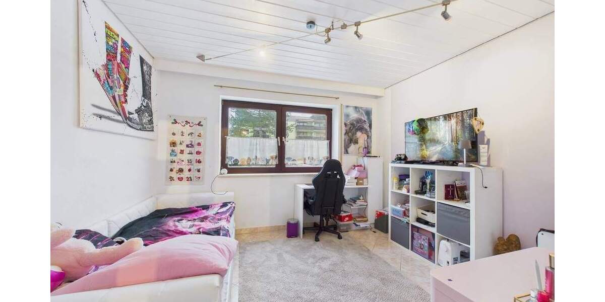 Etagenwohnung Gilching Talhof - 5 Zimmer, 99 m&sup2;, 339.950&euro; | Angebot:25784341