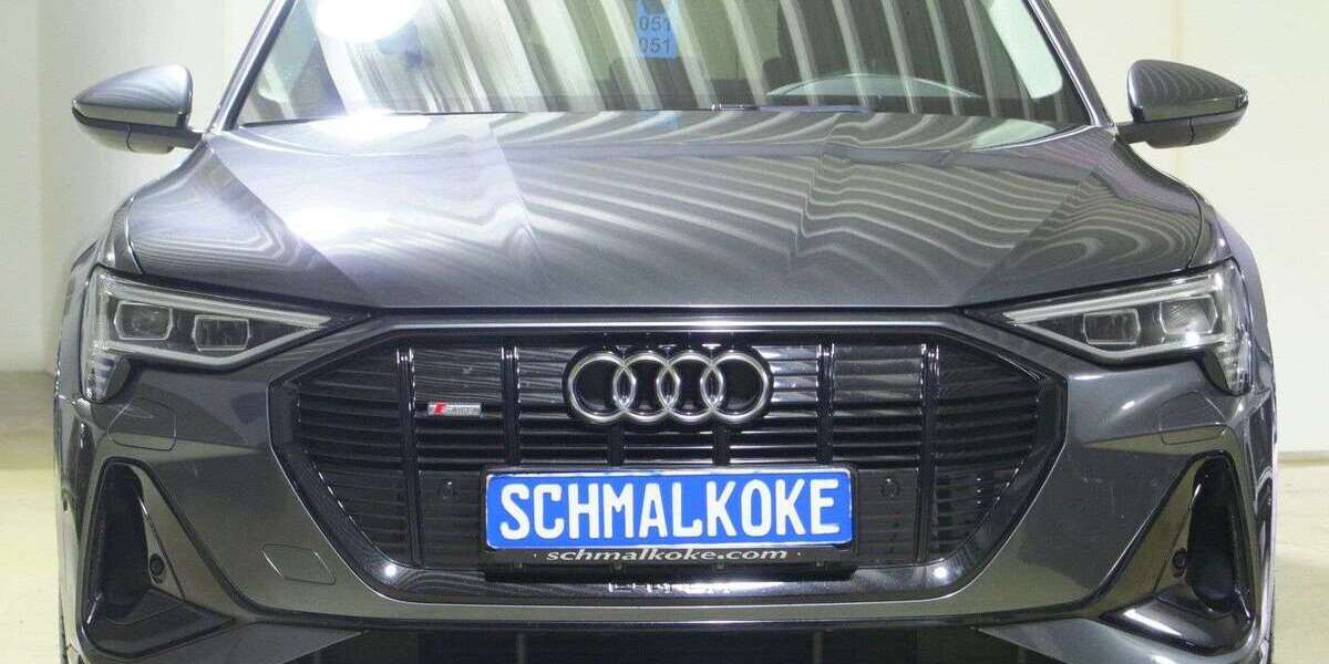 Audi e-tron 61.000 km 32.950 &euro; Braunschweig 38112