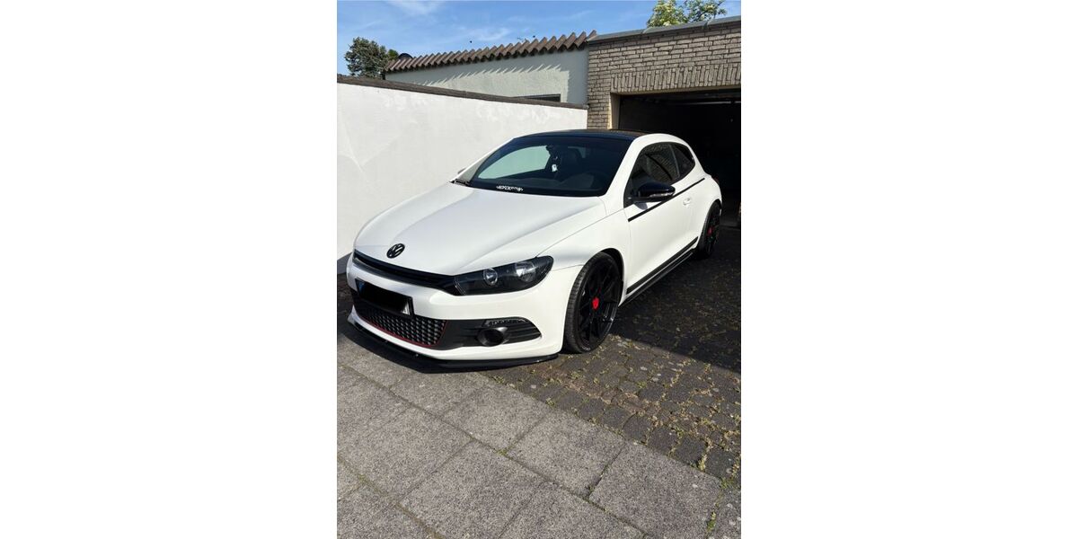 VW Scirocco 102.000 km 11.500 &euro; Köln 50769