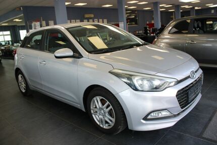 Hyundai i20 111.957 km 9.480 &euro; Euskirchen 53881