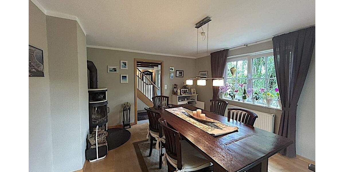 Einfamilienhaus Horst (Holstein) - 7 Zimmer, 216 m&sup2;, 670.000&euro; | Angebot:25726891