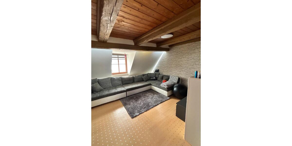 Etagenwohnung Mellrichstadt - 3 Zimmer, 70 m&sup2;, 650&euro; | Angebot:26664501
