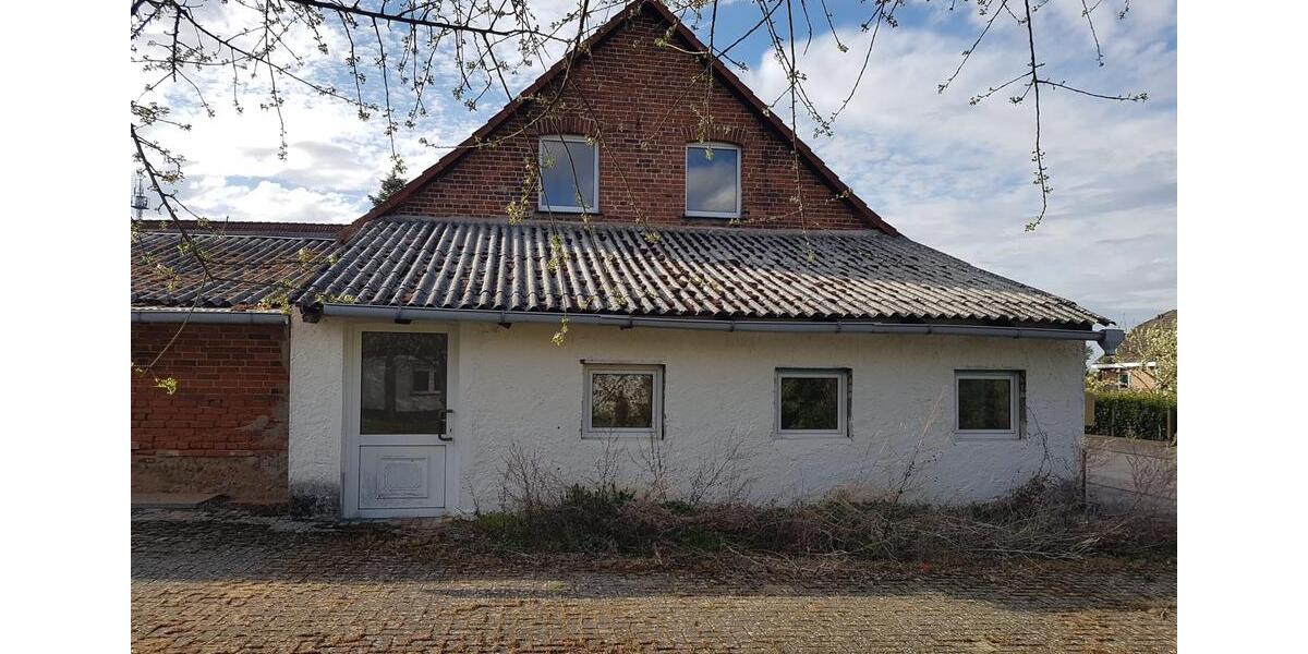 Bauernhaus, Landhaus Kalbe (Milde) - 4 Zimmer, 600 m&sup2;, 190.000&euro; | Angebot:26359121