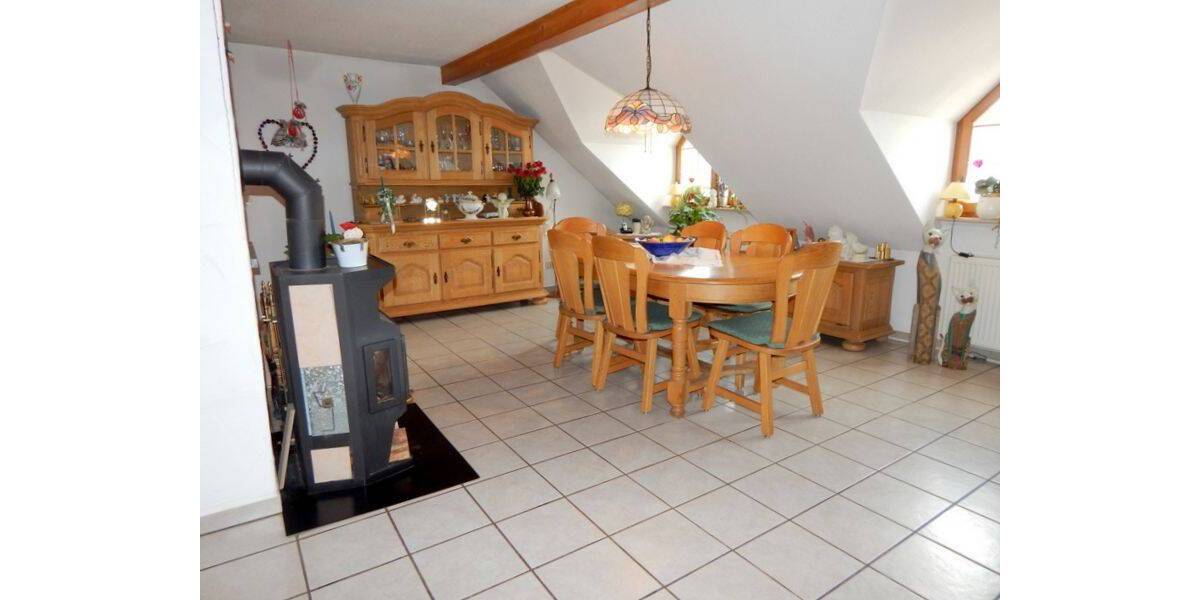 Einfamilienhaus Weiskirchen Rappweiler - 8 Zimmer, 244 m&sup2;, 299.000&euro; | Angebot:25801475