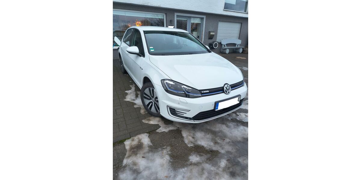 VW Golf 95.000 km 13.500 &euro; Vlotho 32602
