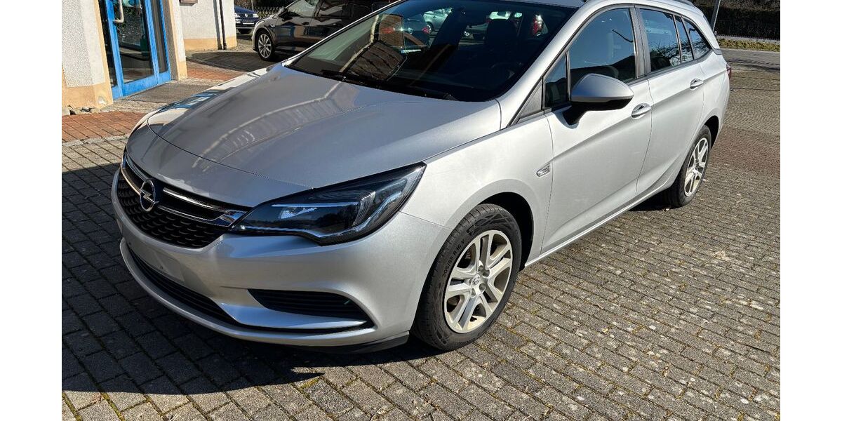 Opel Astra 71.100 km 12.300 &euro; Eigeltingen 78253