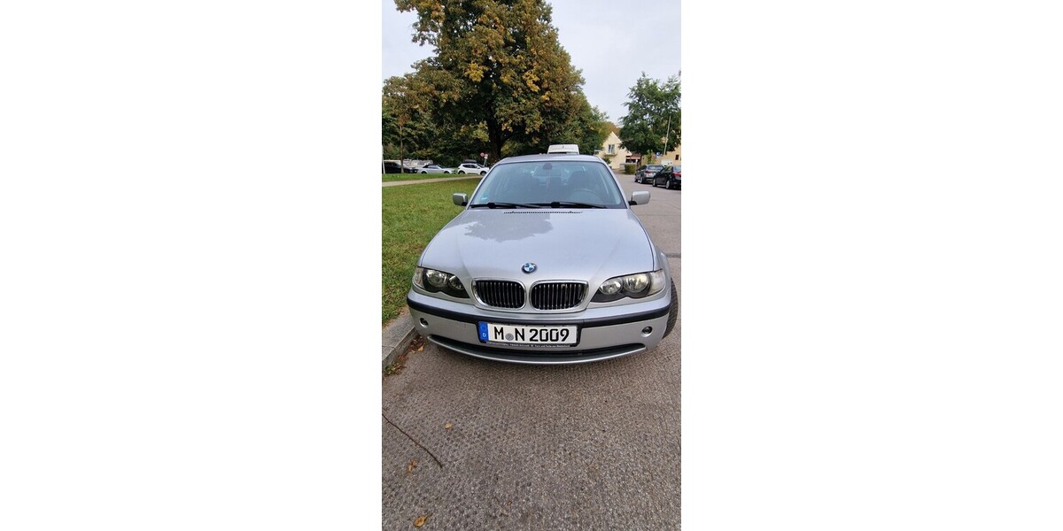 BMW 320I 173.831 km 2.000 &euro; München 80313