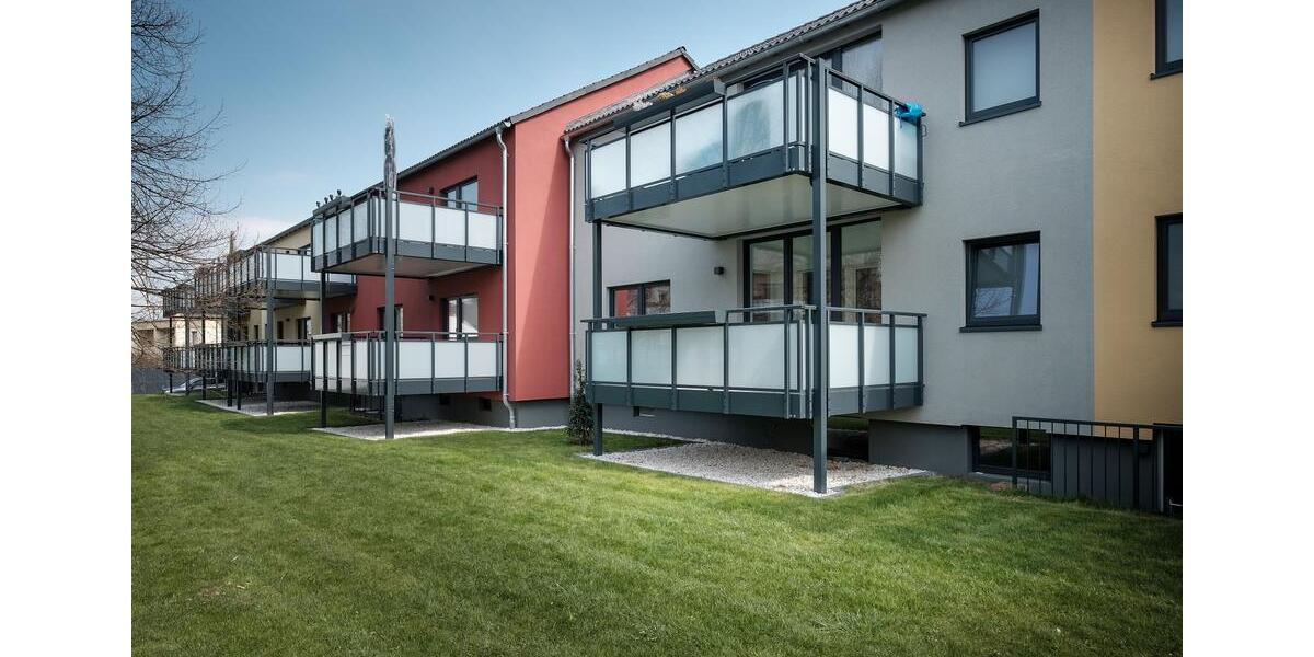 ***ERSTBEZUG NACH SANIERUNG*** 4-Zi-Whg mit großem Balkon 4 zimmer