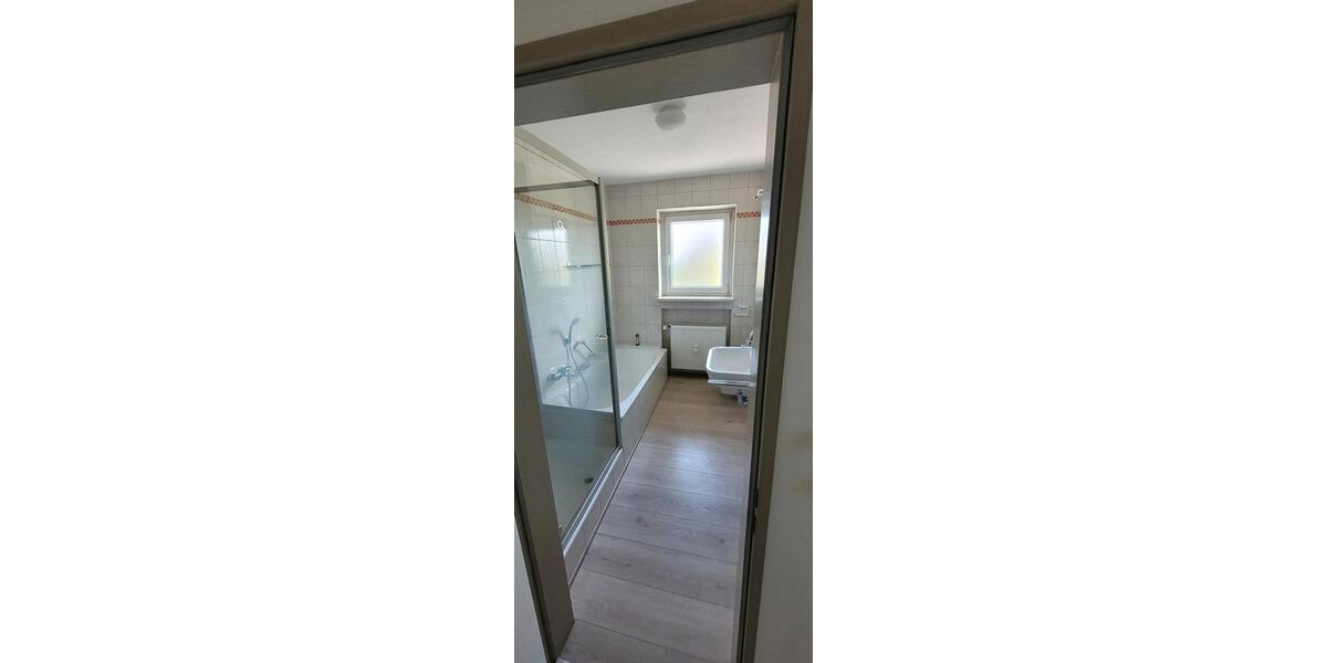 Etagenwohnung Bad Windsheim - 3 Zimmer, 73 m&sup2;, 195.000&euro; | Angebot:27082883