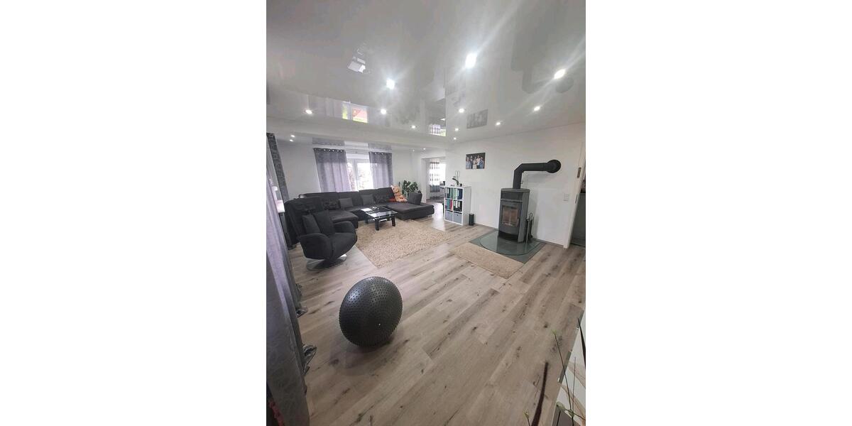 Einfamilienhaus Kronach - 6 Zimmer, 185 m&sup2;, 360.000&euro; | Angebot:27030994