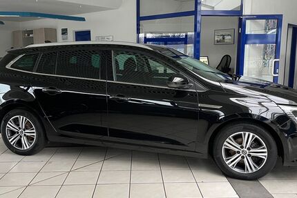 Renault Megane 94.986 km 13.990 &euro; Bergen 18528