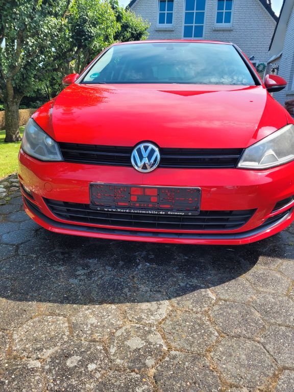 VW Golf 115.000 km 7.599 € Stadland 26935
