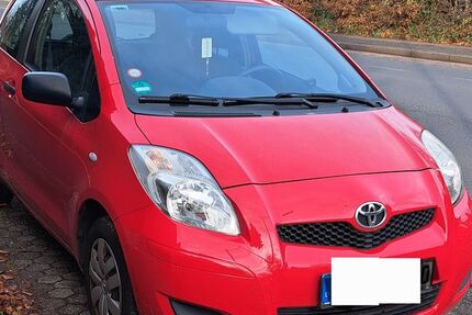 Toyota Yaris 125.500 km 2.650 &euro; Siegburg 53721