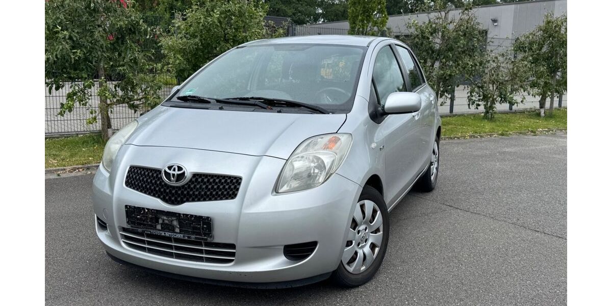 Toyota Yaris 132.754 km 4.300 &euro; Rheine 48432