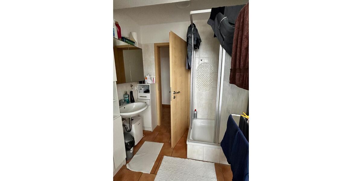 Dachgeschoßwohnung Eisenhüttenstadt - 1 Zimmer, 26 m&sup2;, 350&euro; | Angebot:26403890