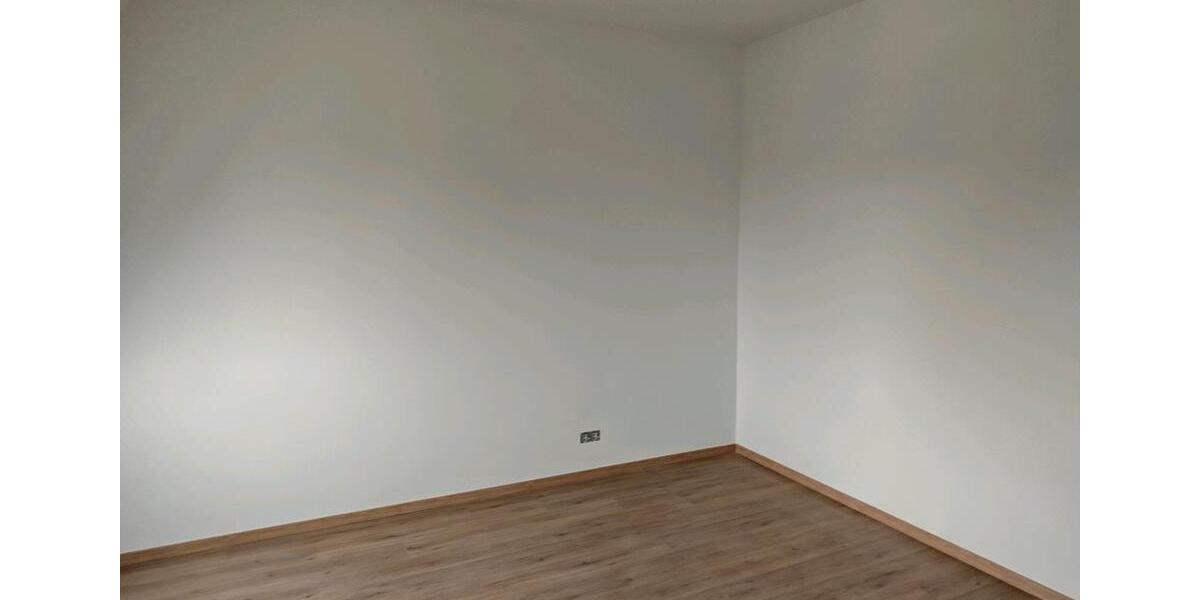 Dachgeschoßwohnung Mülheim an der Ruhr Heißen - 3.5 Zimmer, 83 m&sup2;, 1.700&euro; | Angebot:25047254