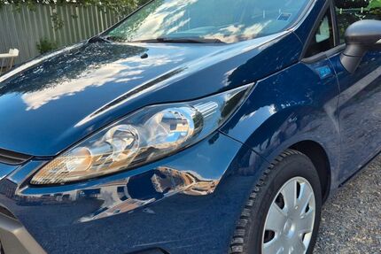 Ford Fiesta 76.030 km 3.800 € Nagold 72202
