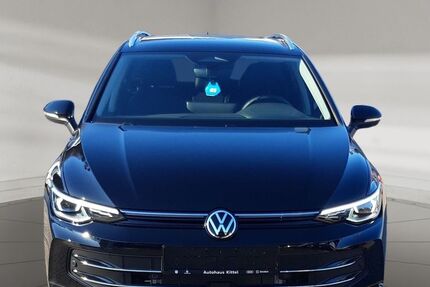 VW Golf 1.500 km 41.990 &euro; Weißenfels 06667