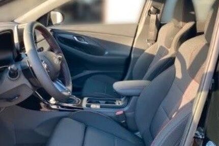 Hyundai i30 5.698 km 22.990 &euro; Essen 45139