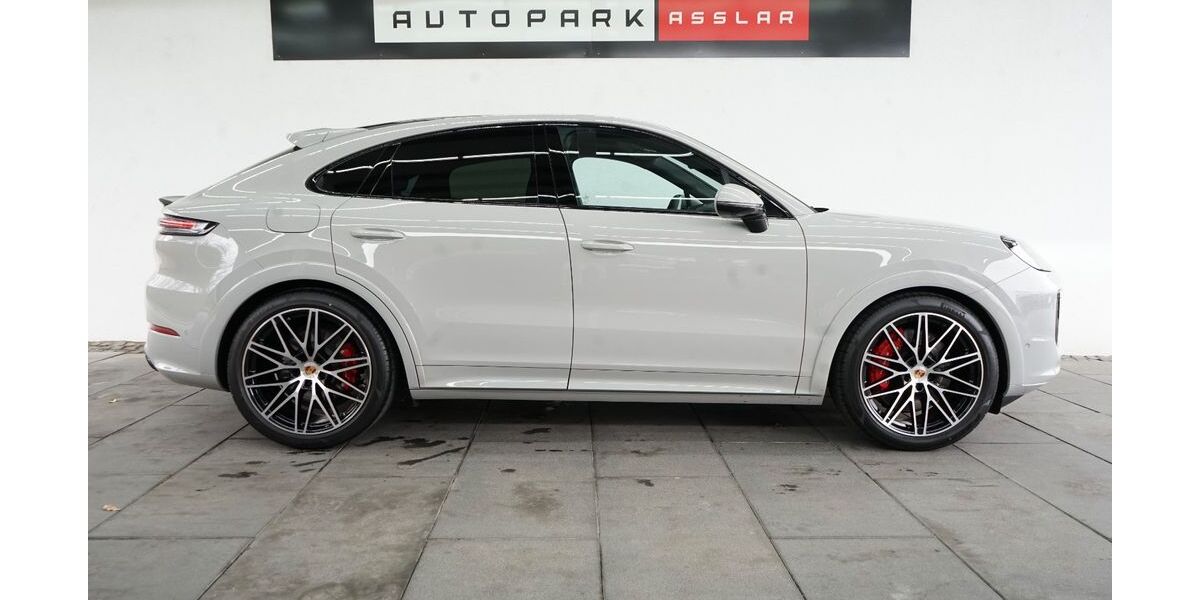 Porsche Cayenne 9.900 km 138.880 &euro; Asslar 35614