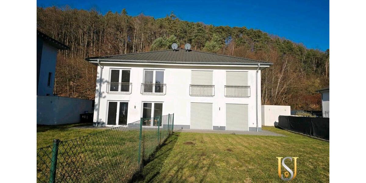 Moderne Doppelhaushälften in Kaiserslautern mit Garage 4 zimmer