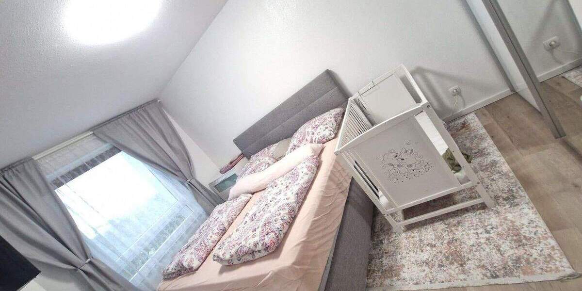 Etagenwohnung Wiesbaden Klarenthal - 4 Zimmer, 83 m&sup2;, 300.000&euro; | Angebot:25728338
