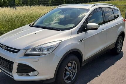Ford Kuga 179.000 km 7.990 &euro; Dresden 01259